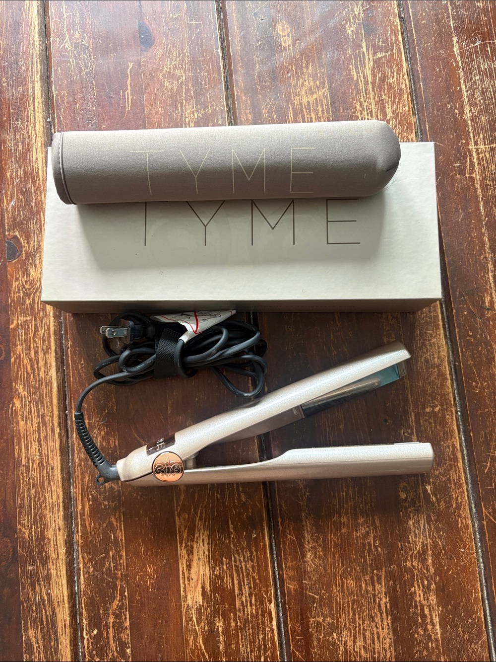 TYME Metallic Rose Gold Hair Straightener with Matching Sleeve